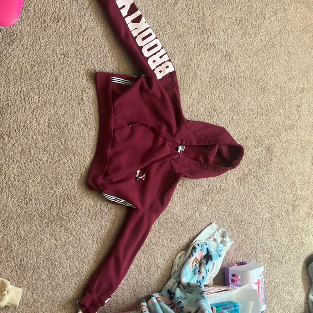 Charlotte Russe, Cropped Brooklyn hoddie, (M)